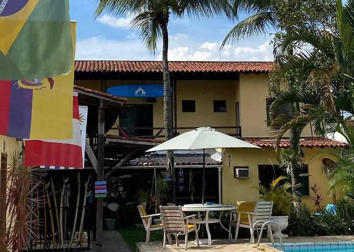 Rio Surf House Hostel E Pousada